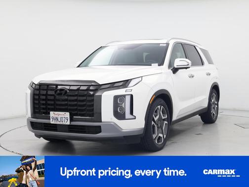 White 2024 Hyundai PALISADE SEL