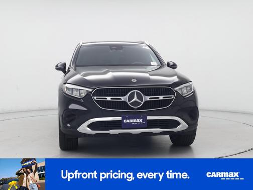 Black 2024 Mercedes-Benz GLC 300