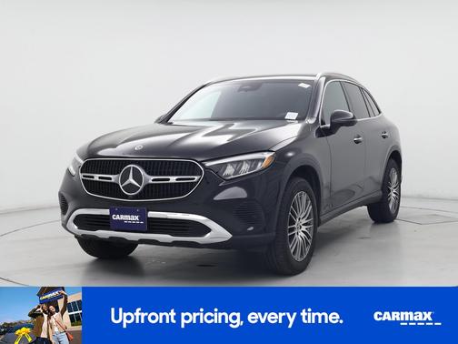 Black 2024 Mercedes-Benz GLC 300