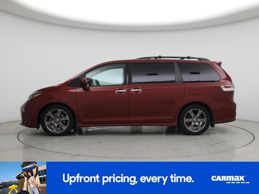 2020 Toyota Sienna SE
