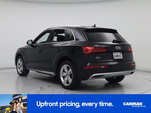Black 2019 Audi Q5 Premium