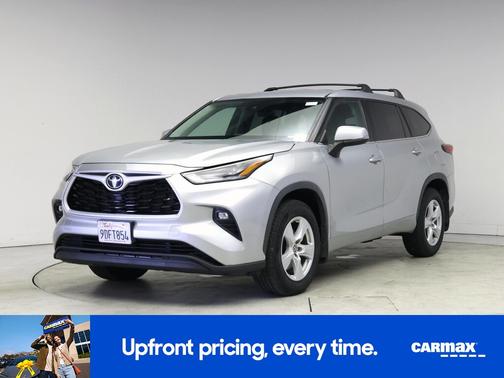 2022 Toyota Highlander LE