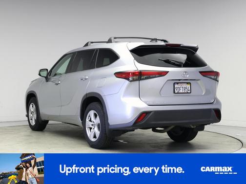2022 Toyota Highlander LE