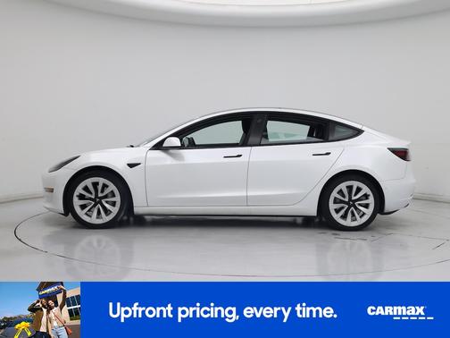 White 2022 Tesla Model 3