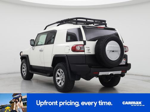 White 2014 Toyota FJ Cruiser