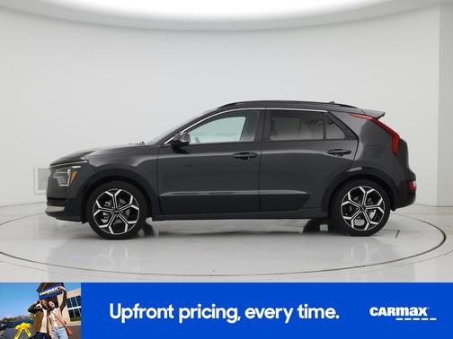 Gray 2023 Kia Niro EX