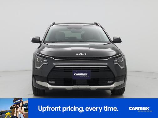 Gray 2023 Kia Niro EX