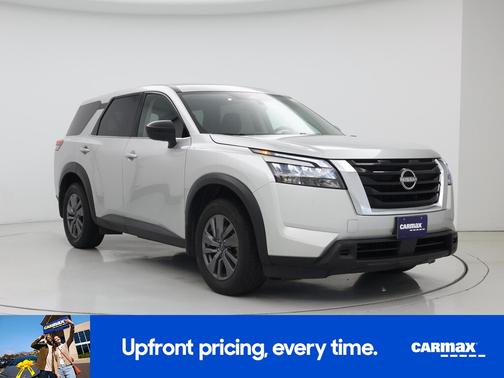 2024 Nissan Pathfinder S