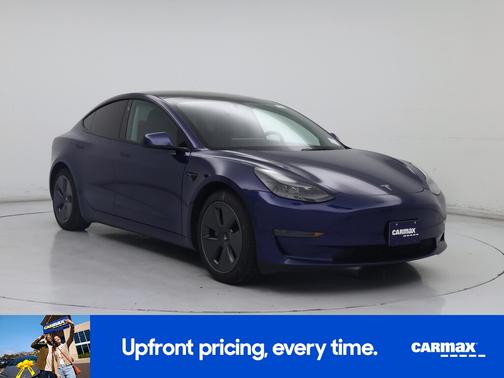 Blue 2022 Tesla Model 3