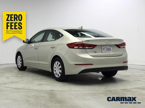 Silver 2017 Hyundai ELANTRA SE