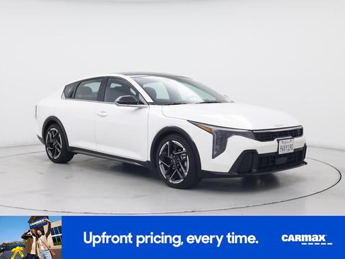 White 2025 Kia K4 GT-Line