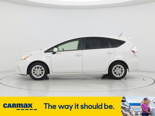 2013 Toyota Prius v Three
