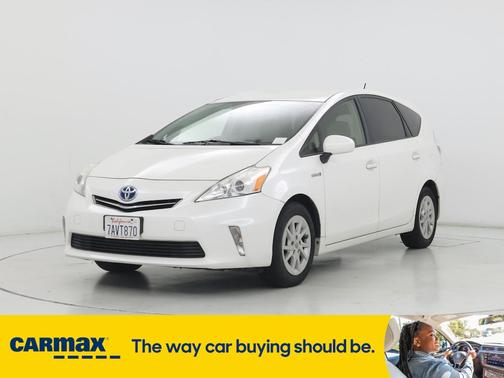2013 Toyota Prius v Three