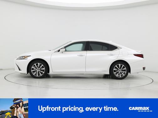 White 2021 Lexus ES 300h