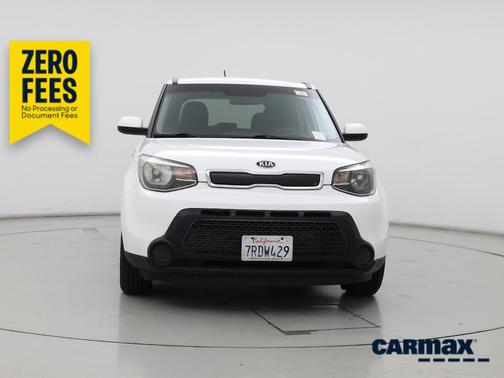 White 2016 Kia Soul