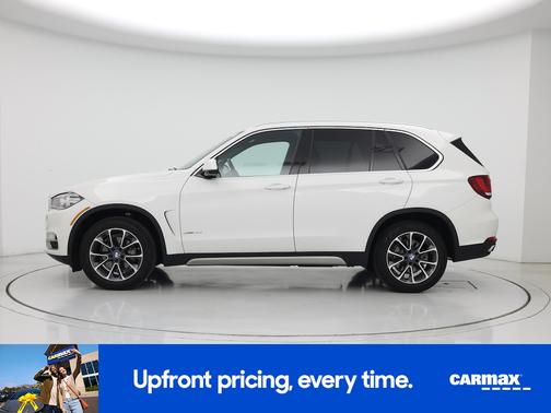 White 2018 BMW X5 SDrive35i