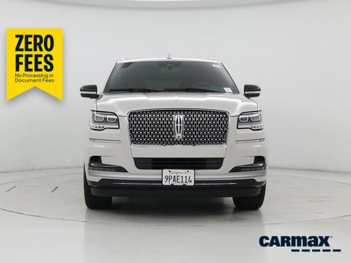 Pearl 2024 Lincoln Navigator Premiere