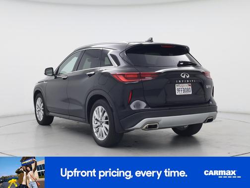 Black 2023 INFINITI QX50 Luxe
