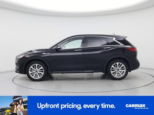 Black 2023 INFINITI QX50 Luxe