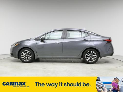 2022 Nissan Versa SV