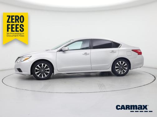 Silver 2016 Nissan Altima SV