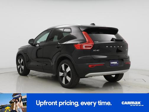2019 Volvo XC40 T5 Momentum