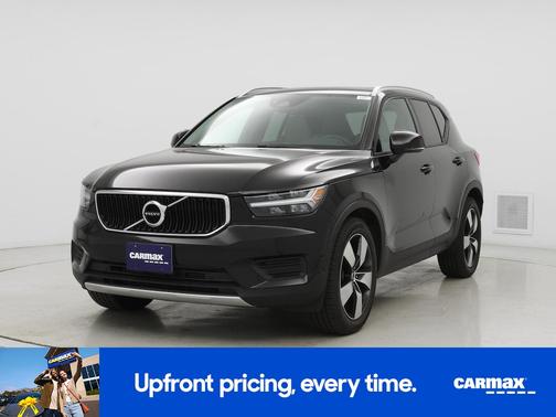 2019 Volvo XC40 T5 Momentum