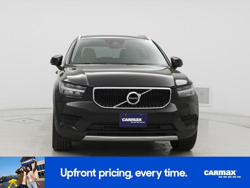 2019 Volvo XC40 T5 Momentum