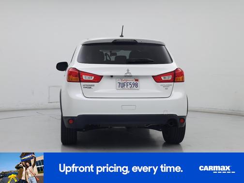 White 2016 Mitsubishi Outlander Sport SE