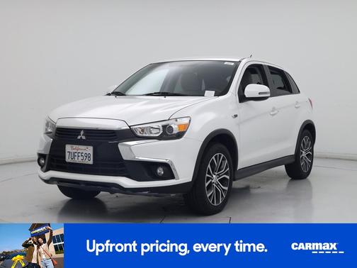 White 2016 Mitsubishi Outlander Sport SE