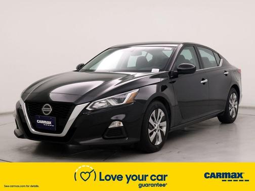 Photo 4 of 25 of 2020 Nissan Altima 2.5 S