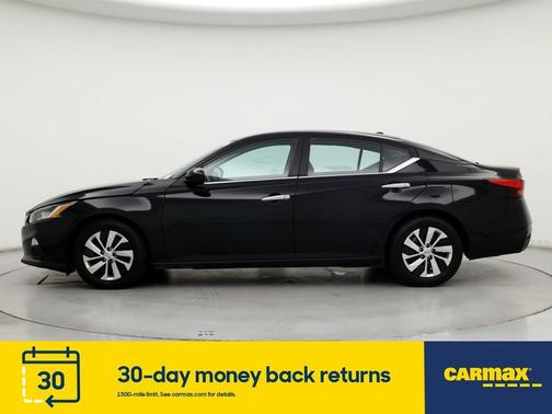 Photo 3 of 25 of 2020 Nissan Altima 2.5 S