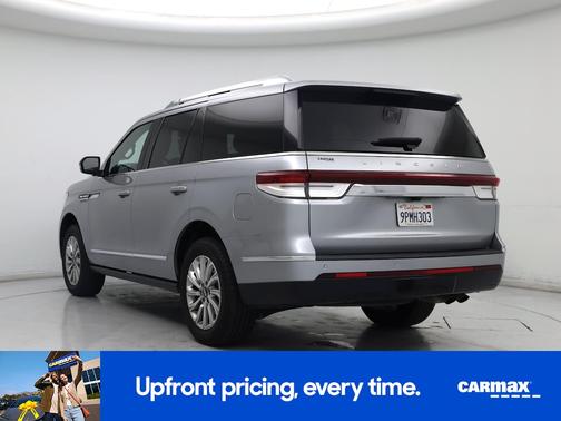 2022 Lincoln Navigator Standard