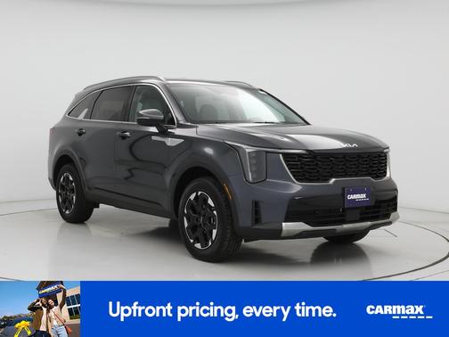 Gray 2025 Kia Sorento S