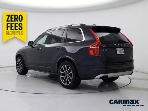 Blue 2017 Volvo XC90 T6 Momentum