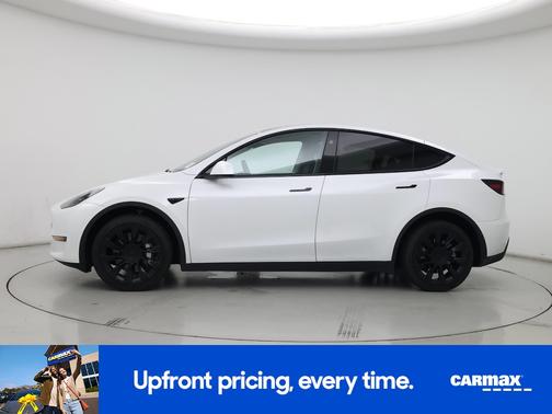 White 2023 Tesla Model Y Long Range