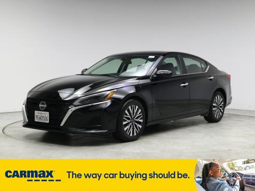 2023 Nissan Altima SV