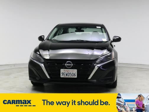 2023 Nissan Altima SV