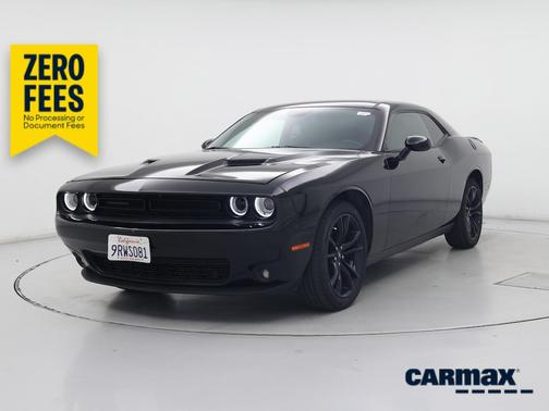 Black 2018 Dodge Challenger SXT