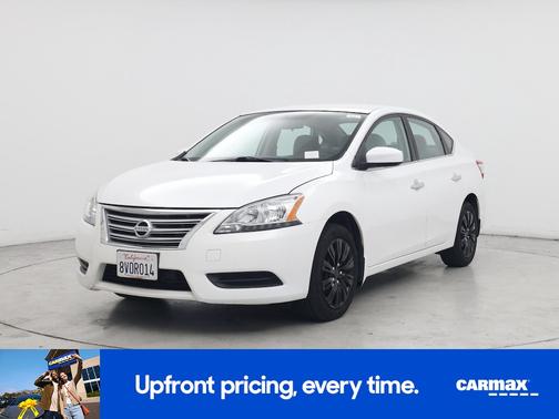White 2015 Nissan Sentra SV