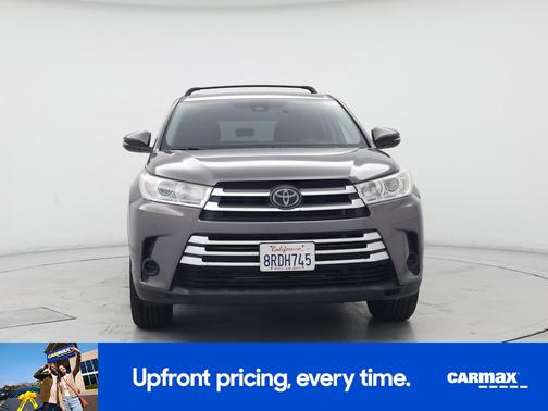 Gray 2019 Toyota Highlander LE