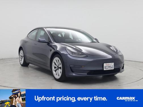 Gray 2022 Tesla Model 3 Long Range