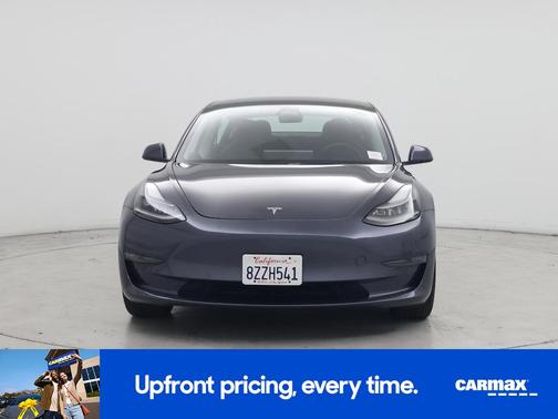 Gray 2022 Tesla Model 3 Long Range