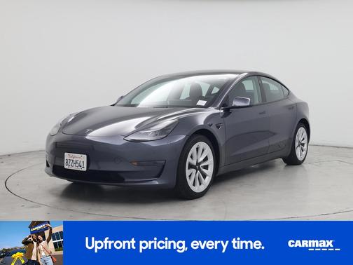 Gray 2022 Tesla Model 3 Long Range