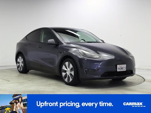 Gray 2023 Tesla Model Y Long Range