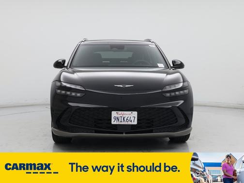 2024 Genesis GV60 Standard