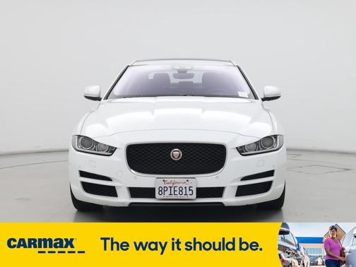 2019 Jaguar XE 25t Premium