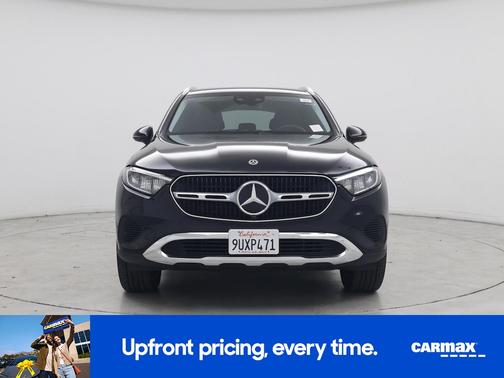 Black 2025 Mercedes-Benz GLC 350e