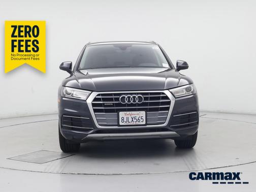 Gray 2019 Audi Q5 Premium