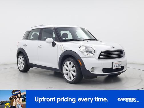 White 2016 MINI Countryman
